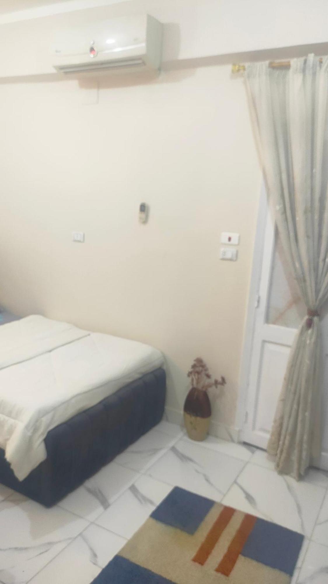 Appartamento Luxor Esterno foto